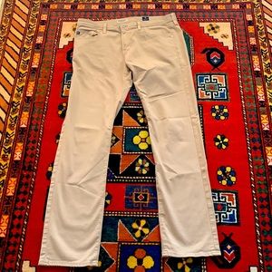 Great versatile color!